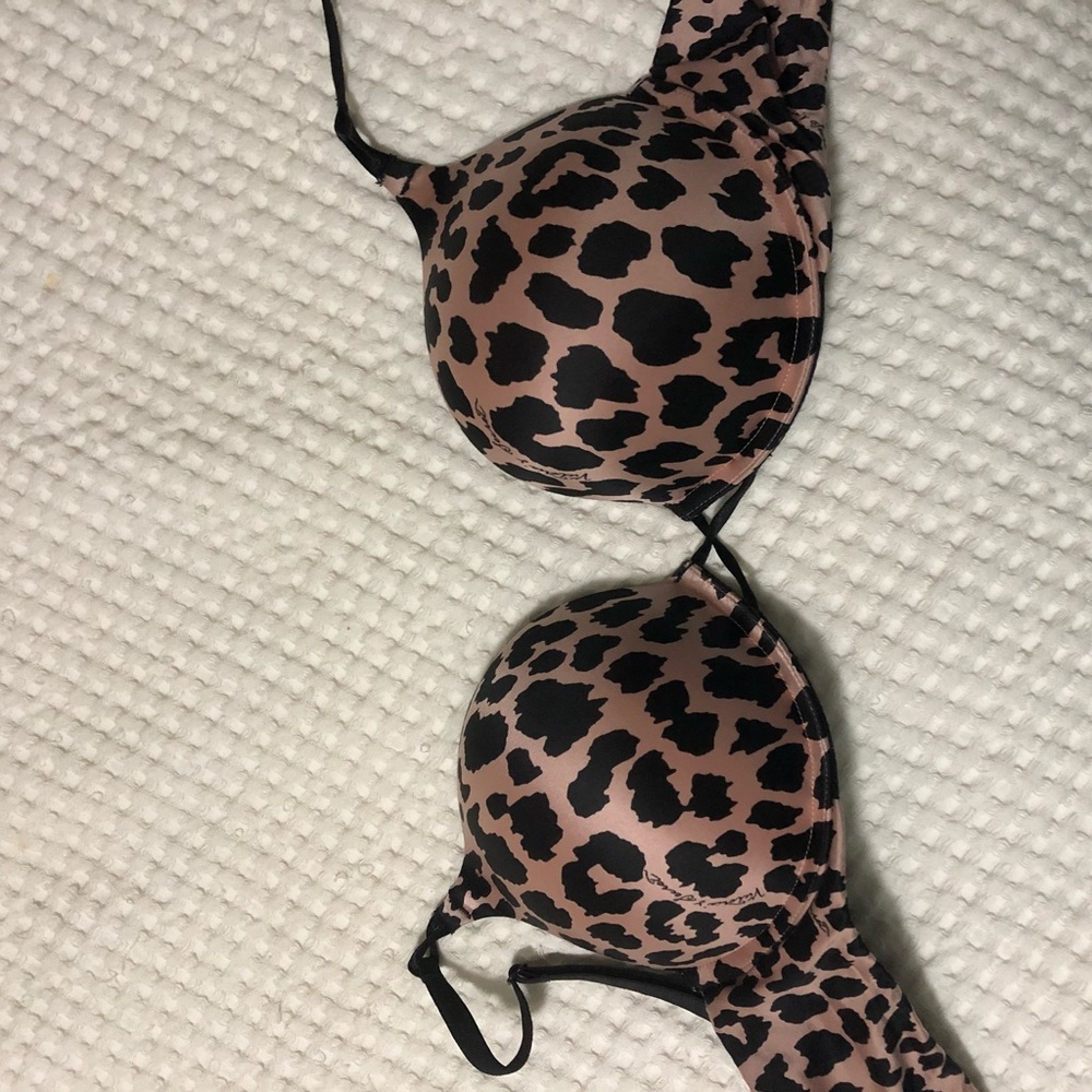 Victoria Secret Bombshell Bra